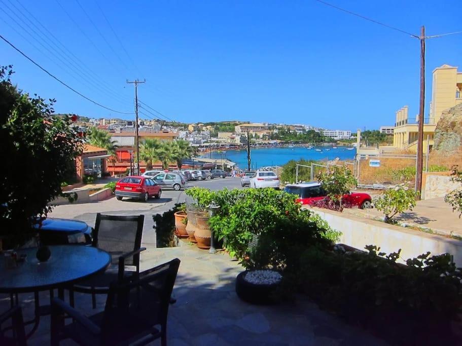 Lenico Beachfront Suites Agia Pelagia  Exterior photo
