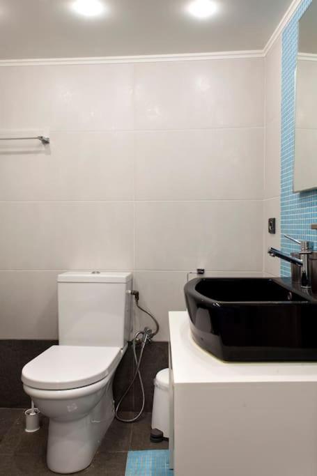 Lenico Beachfront Suites Agia Pelagia  Exterior photo