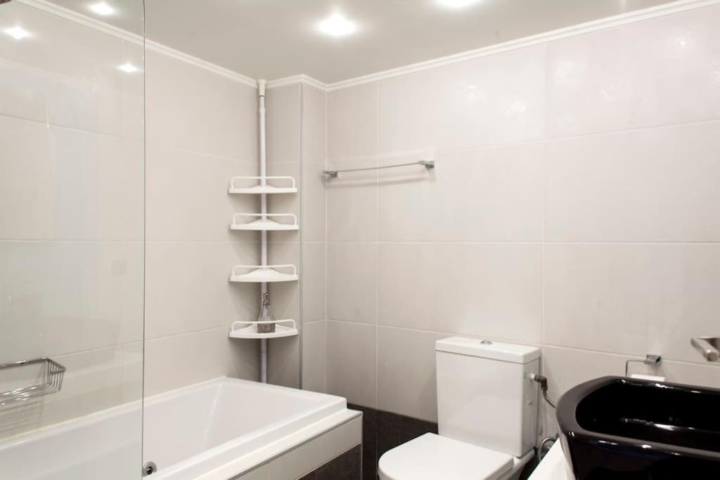 Lenico Beachfront Suites Agia Pelagia  Exterior photo
