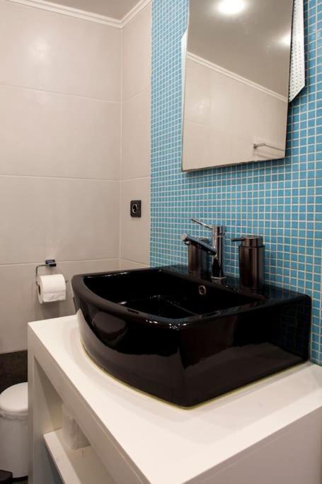 Lenico Beachfront Suites Agia Pelagia  Exterior photo